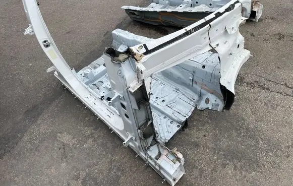 Mercedes-Benz GLC C254 Side car body part 