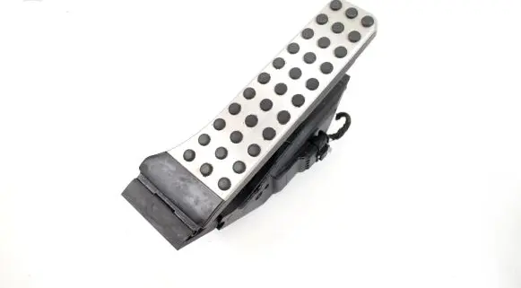 Mercedes-Benz C W205 Accelerator throttle pedal A2053000104