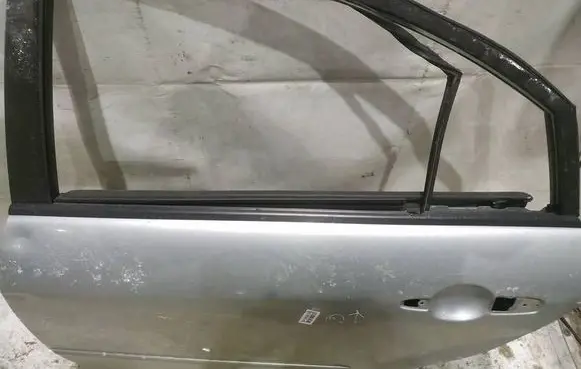 Mazda 6 Rear door glass trim molding 