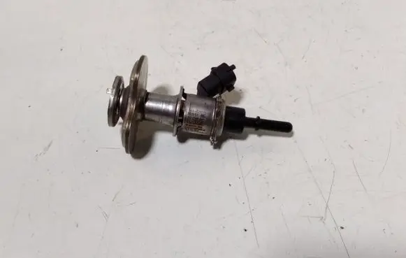 Volkswagen PASSAT B8 AdBlue injector 7LA131113A 044402107202 201003
