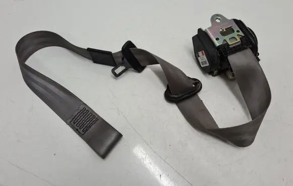 Audi A3 S3 8P Front seatbelt 8P3857705 602134200