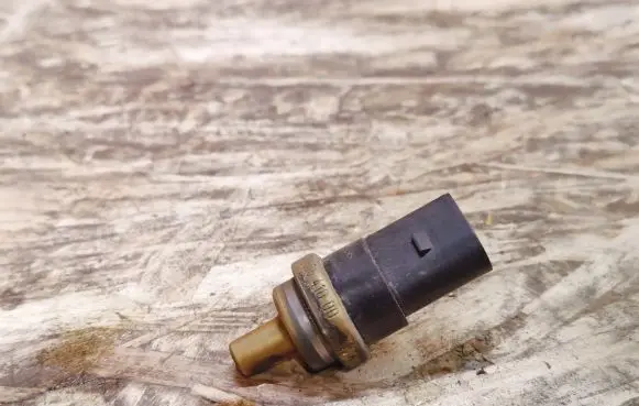 Porsche Panamera (970) Coolant temperature sensor 99760641000
