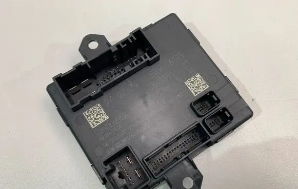 Mini Countryman U25 Door control unit/module 5B4A355