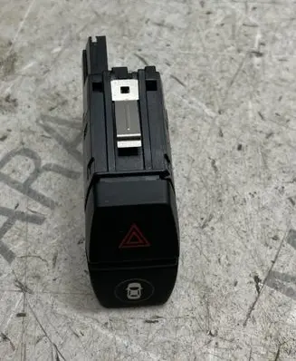 BMW X4 F26 Hazard light switch 9319000