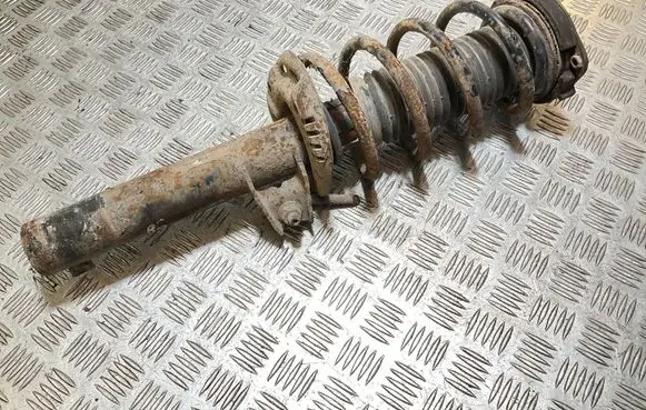 Volkswagen PASSAT B6 Front shock absorber/damper 3C0413031AE