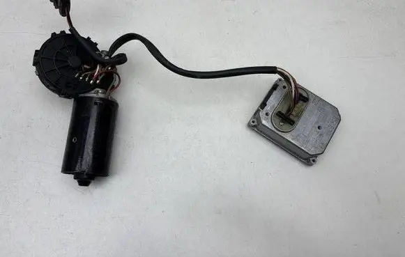 Volkswagen Sharan Wiper motor 0390241430 7M0906015A