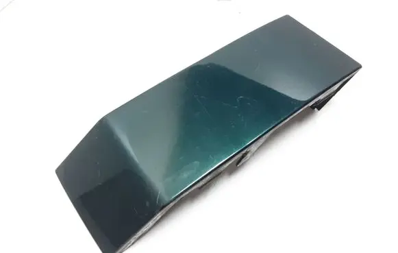 Volvo XC90 Rear/tail light trim molding 8620820