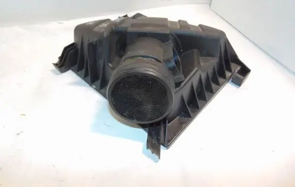 Toyota Avensis T270 Air filter box cover 17700YV020 3465455