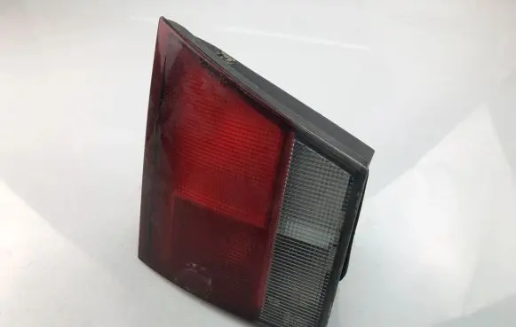 Mazda 626 Tailgate rear/tail lights 0431397