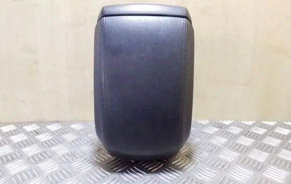 Chevrolet Captiva Armrest