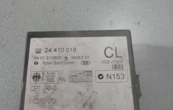Opel Zafira A Comfort/convenience module 24410018 F005V00131