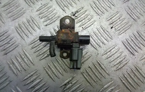 Mazda 6 Vacuum valve 1S7G-9J59