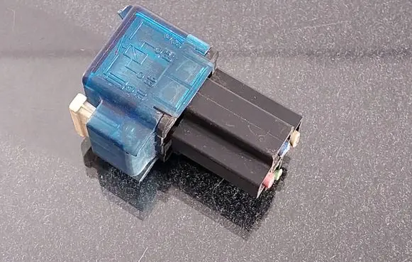 Volvo S40, V40 Other relay 4RA00351064