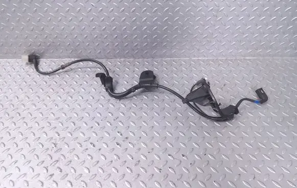Mercedes-Benz A W177 Rear ABS sensor wiring A2475401000 2475401000