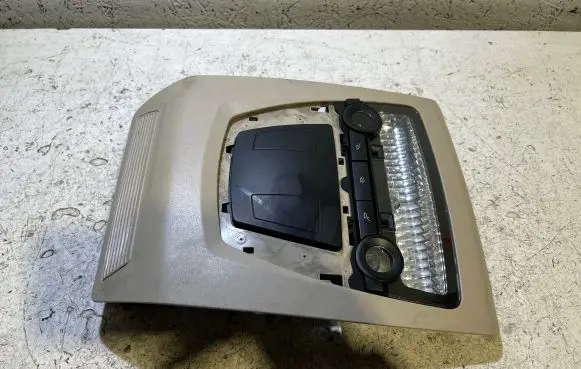 BMW 5 F10 F11 Front seat light 43859491 C598429 1033705595