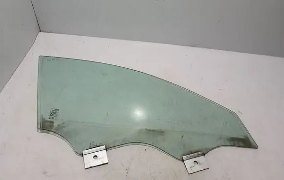 Volvo S90, V90 Front door window glass four-door 32244958