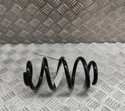 BMW 2 F44 Rear coil spring 6866771