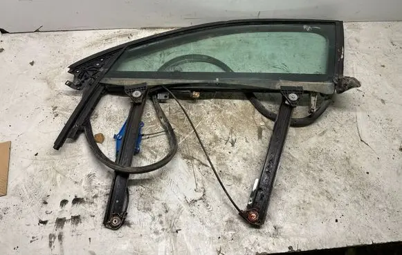Audi A4 S4 B7 8E 8H Front window lifting mechanism without motor 