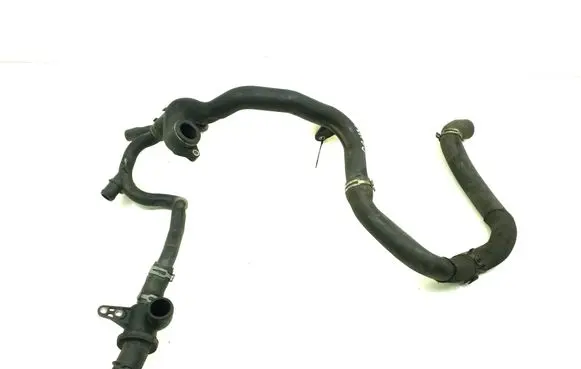 Mercedes-Benz B W245 Engine coolant pipe/hose A1695011182