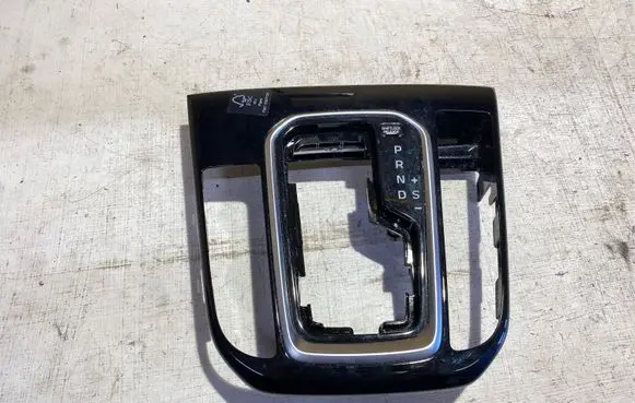 Hyundai Ioniq Gear shifter surround trim plastic 84651G2BA0
