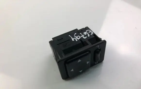 Subaru Impreza II Wing mirror switch 9721W
