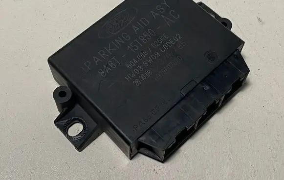 Ford Fiesta Parking PDC control unit/module 8A6T15T850AC