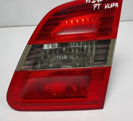 Mercedes-Benz B W245 Tailgate rear/tail lights A1698201664