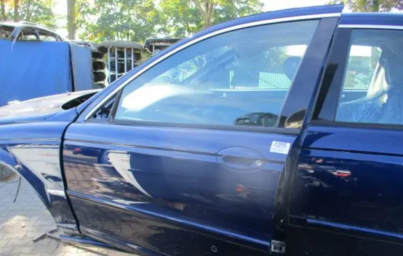 Jaguar X-Type Front door