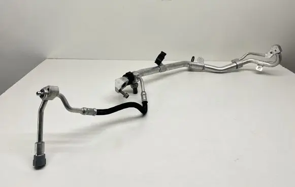 BMW M4 G82 G83 Air conditioning (A/C) pipe/hose 8088920