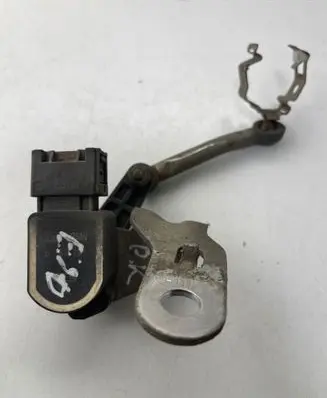 BMW 3 E90 E91 Headlight/headlamp level sensor 6785205
