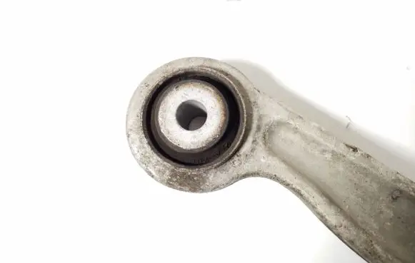 Rear control arm
