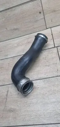 Mercedes-Benz ML W164 Intercooler hose/pipe A2515280382