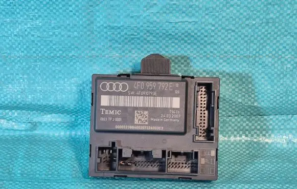 Audi A6 S6 C6 4F Door control unit/module 4F0959792E 4F0910793E 03TFJ0001