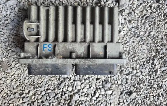 Opel Astra F Coolant fan relay 09131731