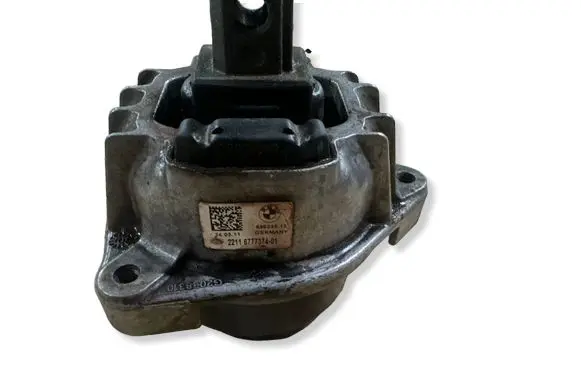 BMW 7 F01 F02 F03 F04 Engine mount bracket 68623513