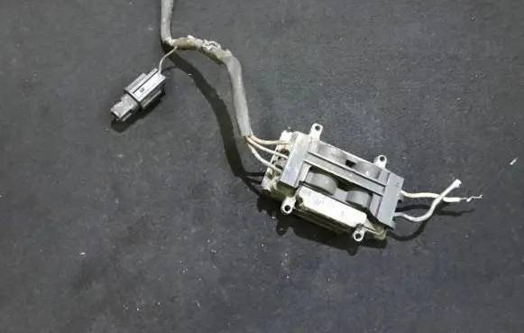 Renault Kangoo I Coolant fan relay 1137328059