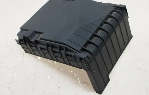 Skoda Superb B6 (3T) Fuse box cover 1K0937132F 17180061 14189871
