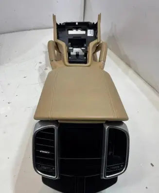 Porsche Cayenne (92A) Center console 7P5