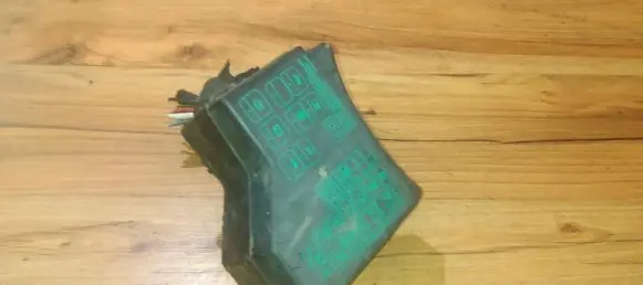 Mitsubishi Carisma Fuse box set