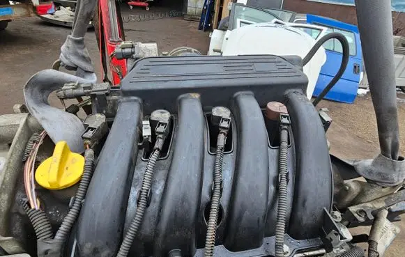 Renault Megane II Intake manifold