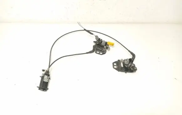Ford Mondeo MK V Engine bonnet (hood) release handle DS7A16700AE