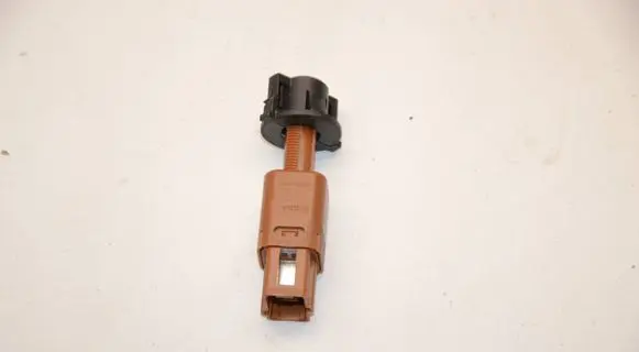 Nissan Qashqai Brake pedal sensor switch 25320JN00A 9770