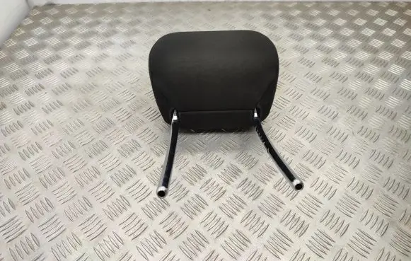 Mercedes-Benz B W246 W242 Front seat headrest 