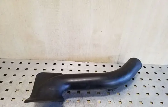 Opel Meriva A Air intake duct part 93394745 560992646