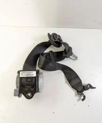 BMW X3 F25 Front seatbelt 7258432 S2725843203 10B0461P0048