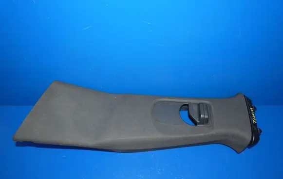Mercedes-Benz CLA C117 X117 W117 (B) pillar trim (top)