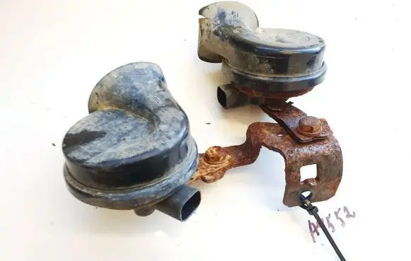 Opel Zafira B Horn signal e1000209