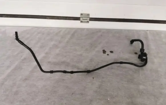 Porsche Macan (95B) Vacuum line/pipe/hose 95B611931AH 95b611931