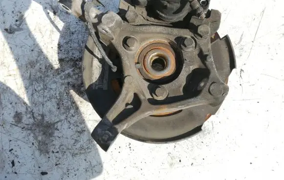 Opel Astra K Front wheel hub spindle knuckle 39030299