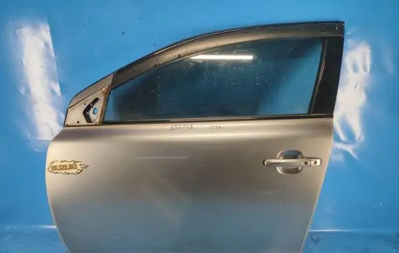 Suzuki Kizashi Front door 6800257820